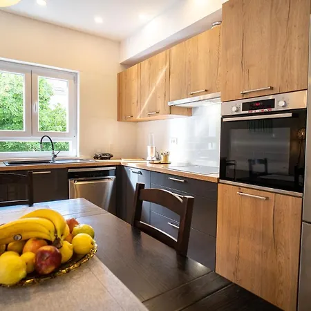 Apartment Dota *