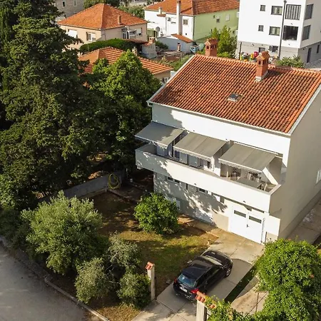 Apartment Dota