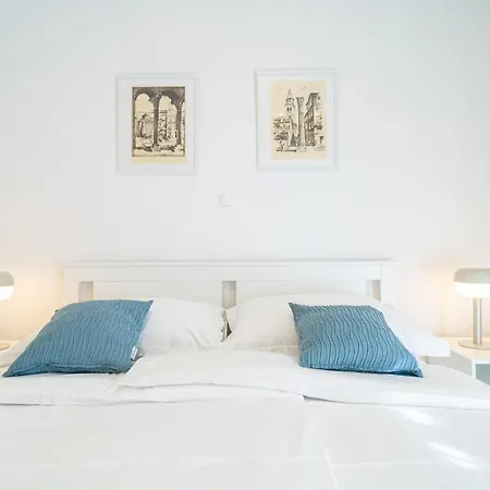 Dota Apartment *